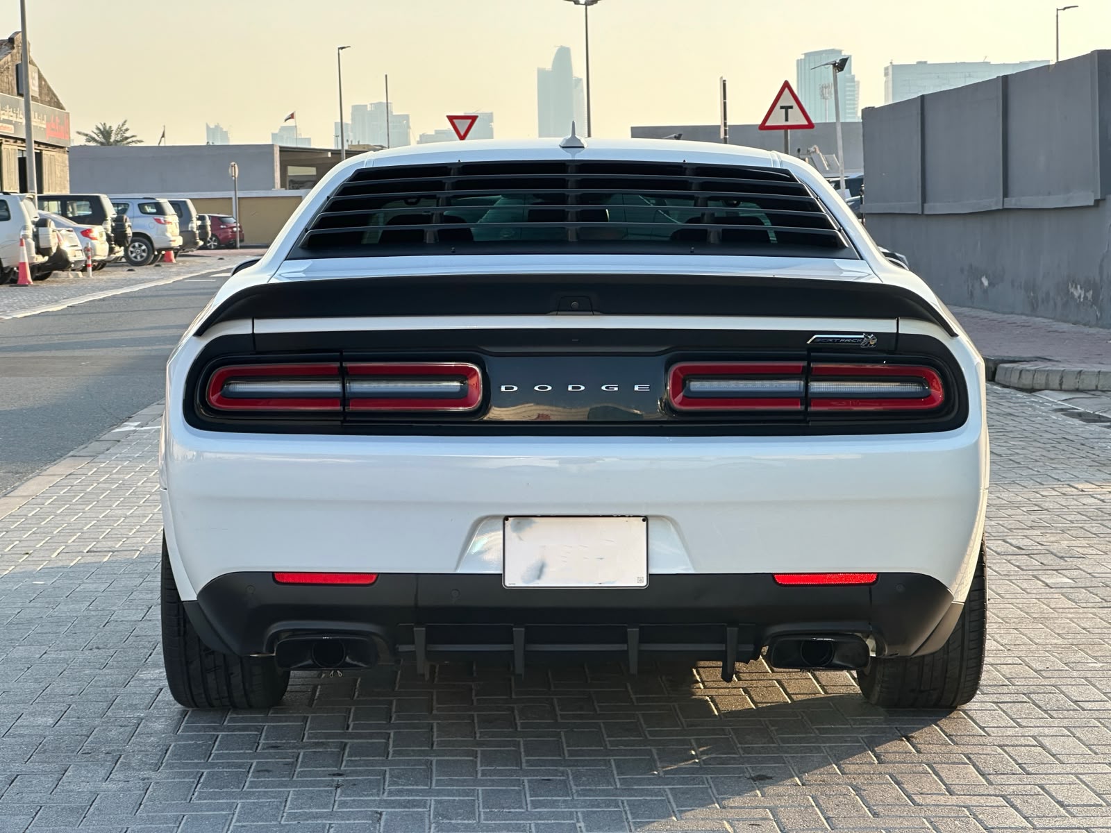 Blanco Dodge Challenger SRT V8 2021
